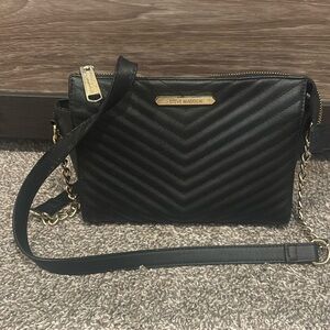 Black Steve Madden purse